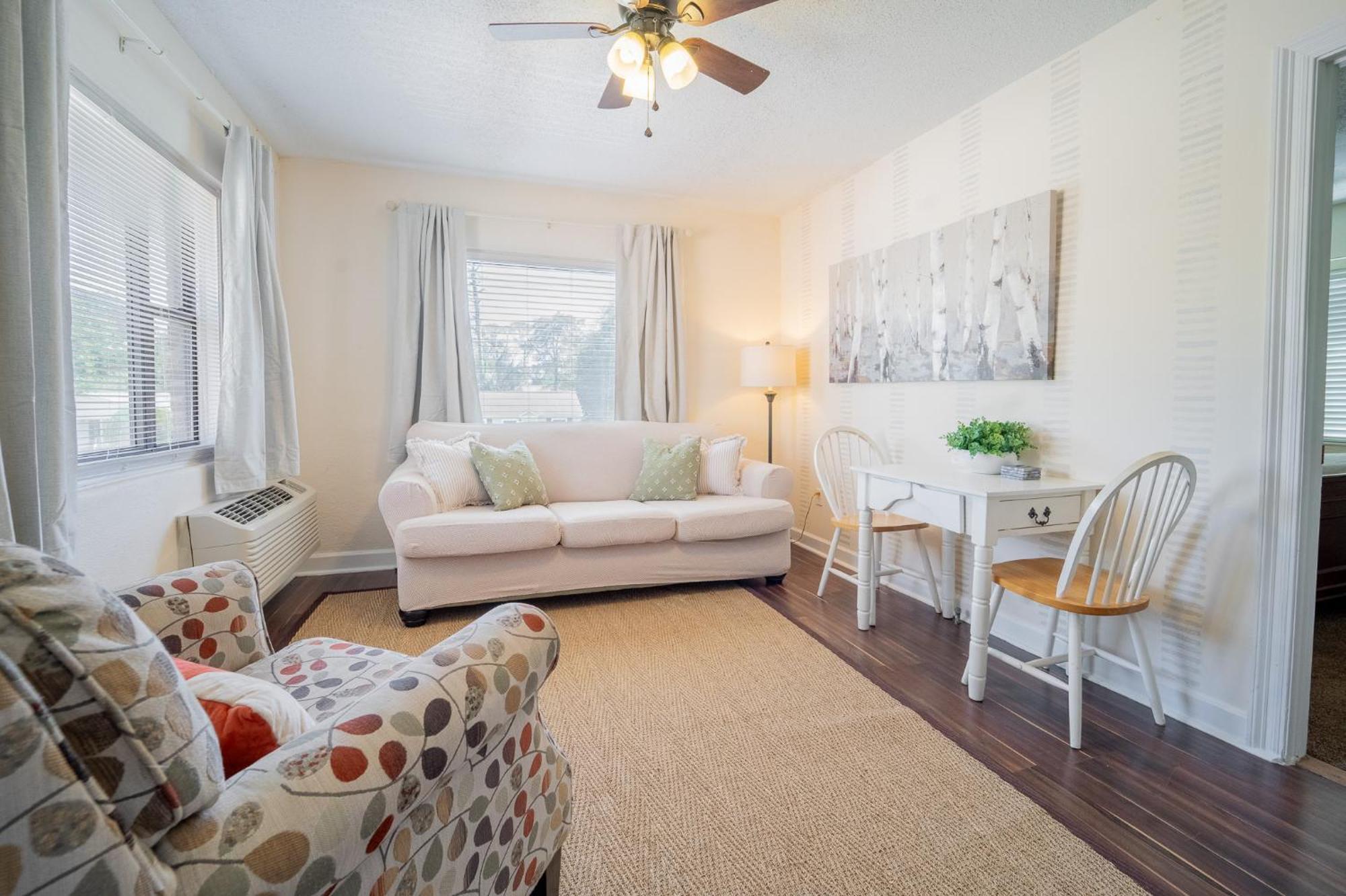 The Flats On Florida St - Super Comfy 2-Bedroom Apartments โมบิล ภายนอก รูปภาพ
