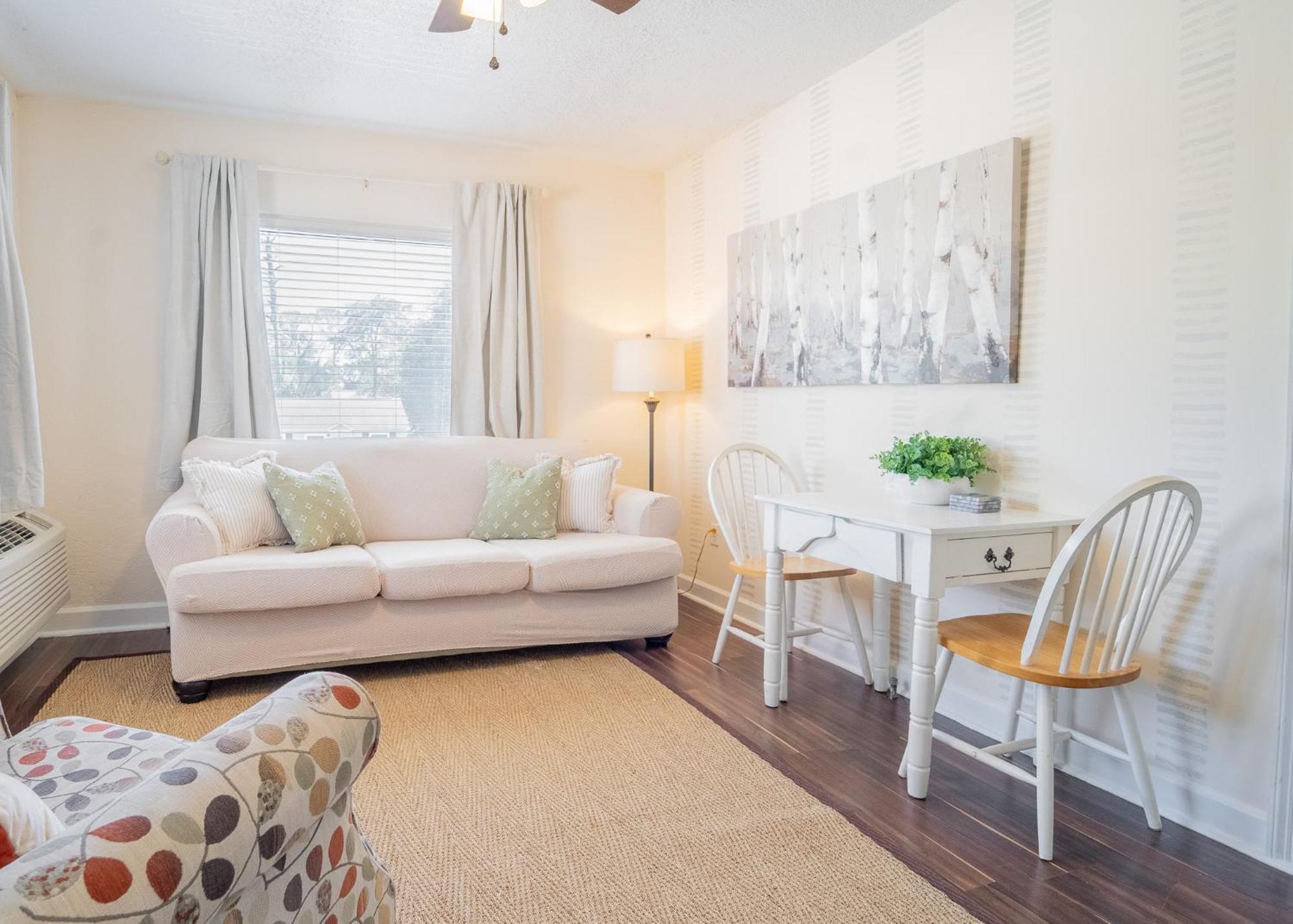 The Flats On Florida St - Super Comfy 2-Bedroom Apartments โมบิล ภายนอก รูปภาพ