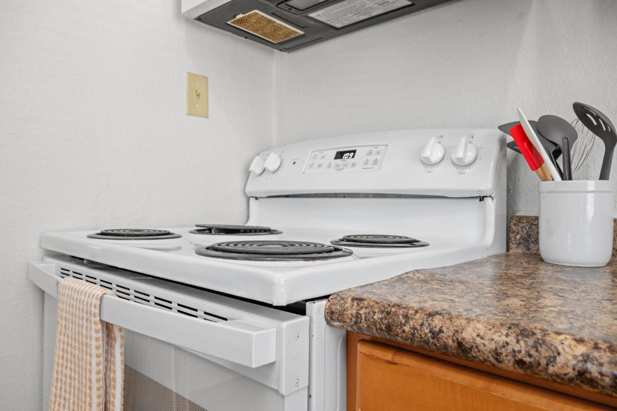 The Flats On Florida St - Super Comfy 2-Bedroom Apartments โมบิล ภายนอก รูปภาพ